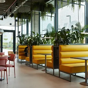 The Social Hub Poblenou Extended Otel